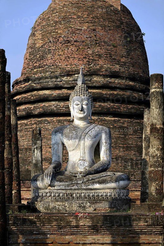 Buddha statue