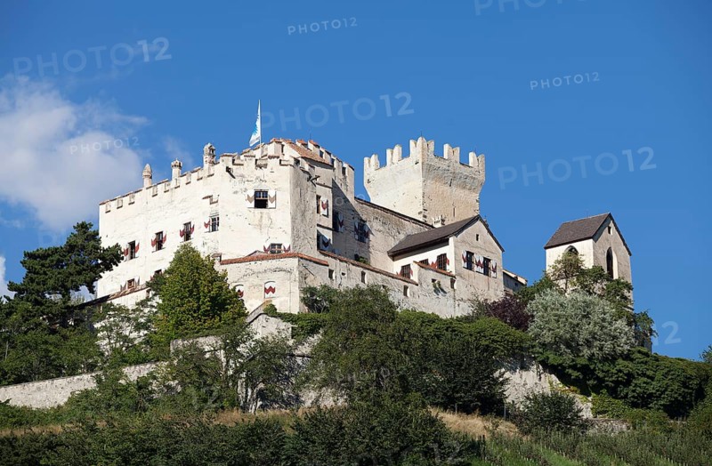 Castel Coira Castle