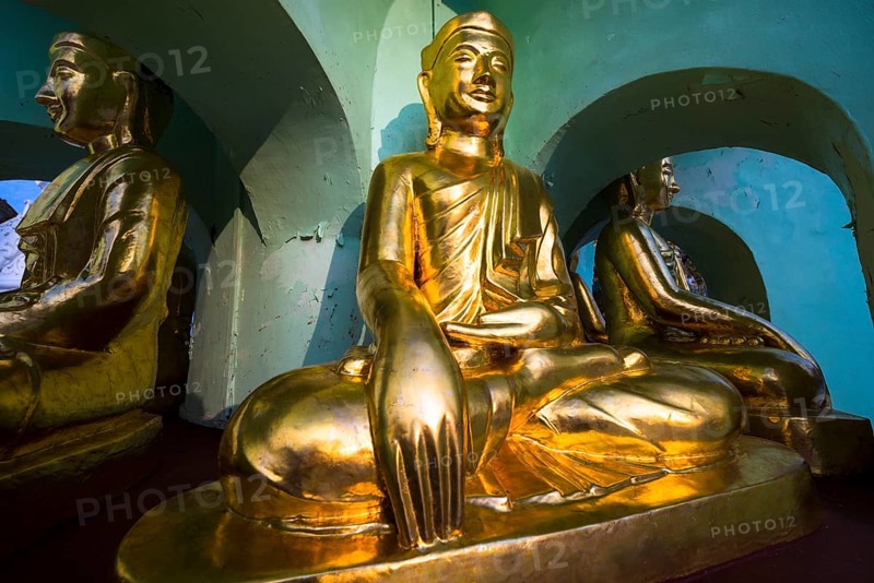 Sitting Buddha Statue