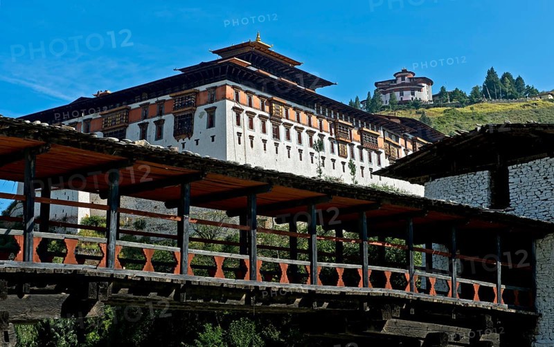Cantilever bridge over the Paro Chhu River at Rinpung Dzong