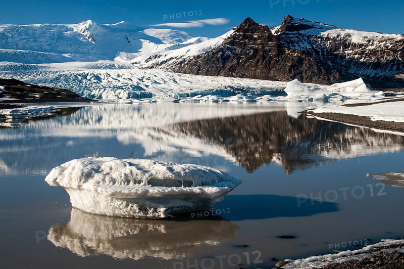 Fjallsjokull Glacial Lake