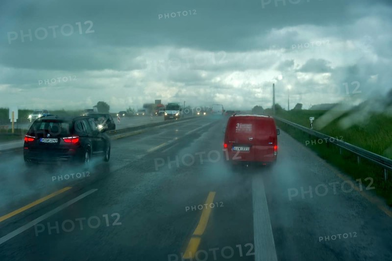 Traffic during heavy rain and poor visibility