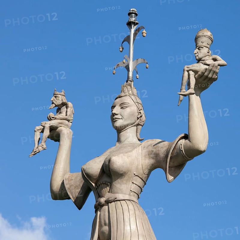 Imperia statue by Peter Lenk