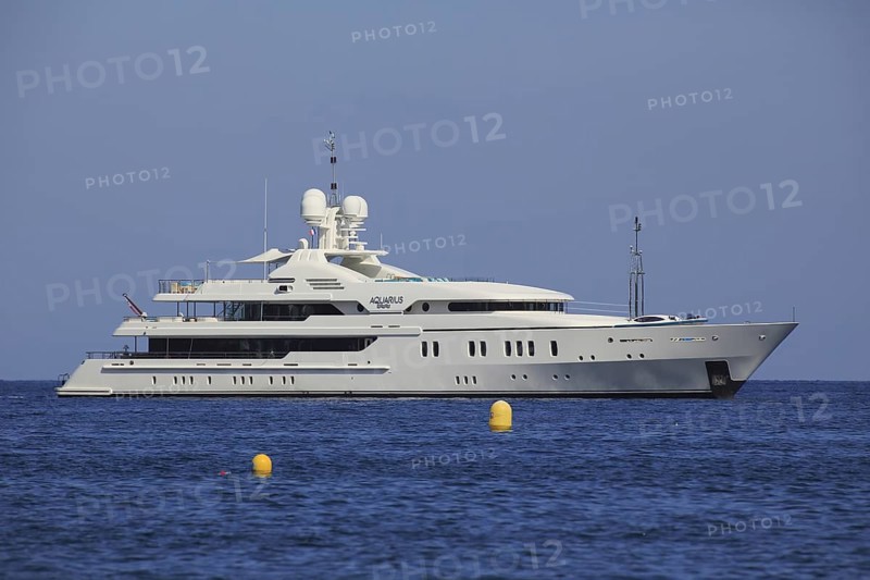 Amels motor yacht Aquarius on the Cote d'Azur