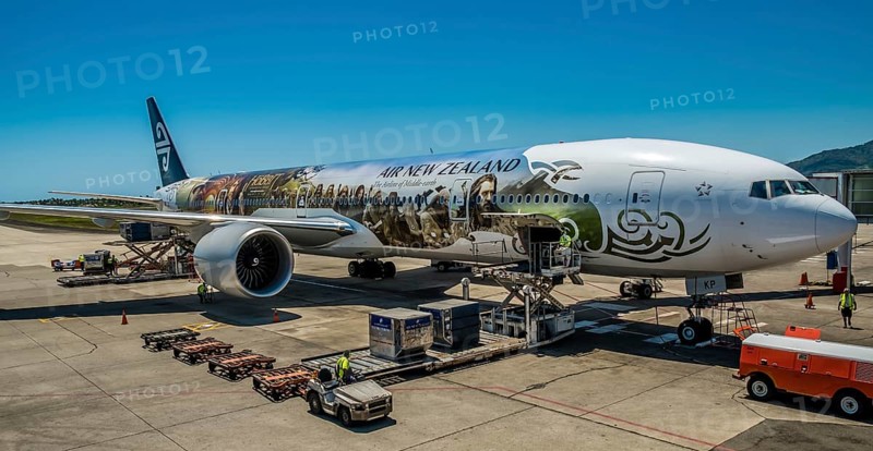 A Hobbit-themed plane from Air New Zealand