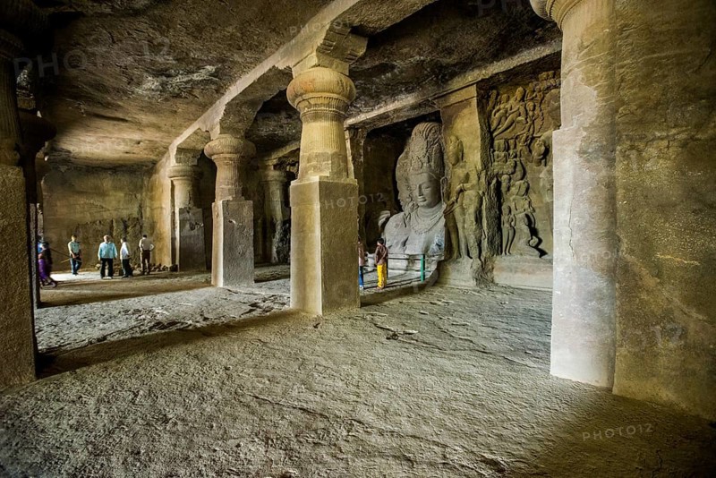 Pillars of the main cave on Elephanta Island