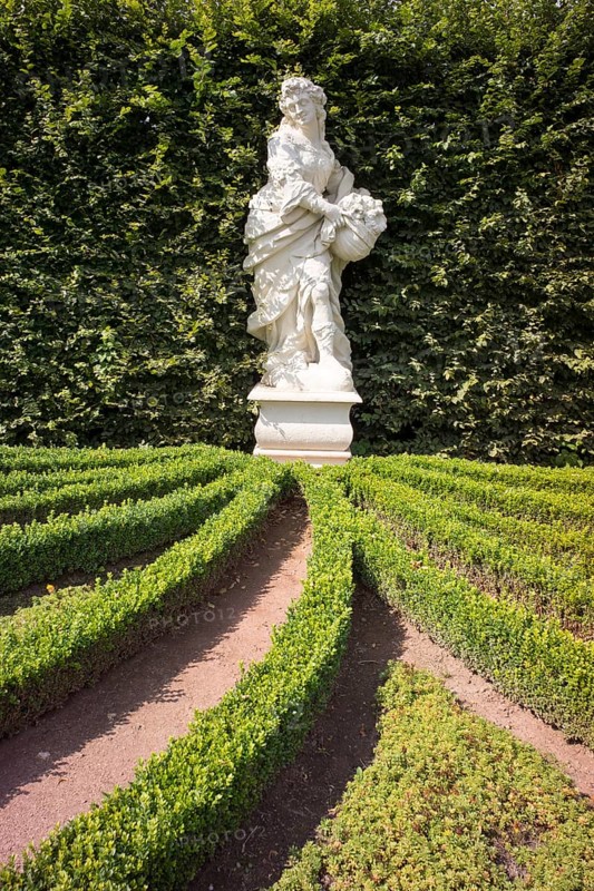 Statue