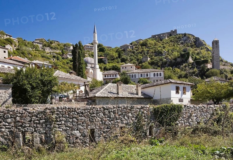 The historic centre with the Podgrad mosque