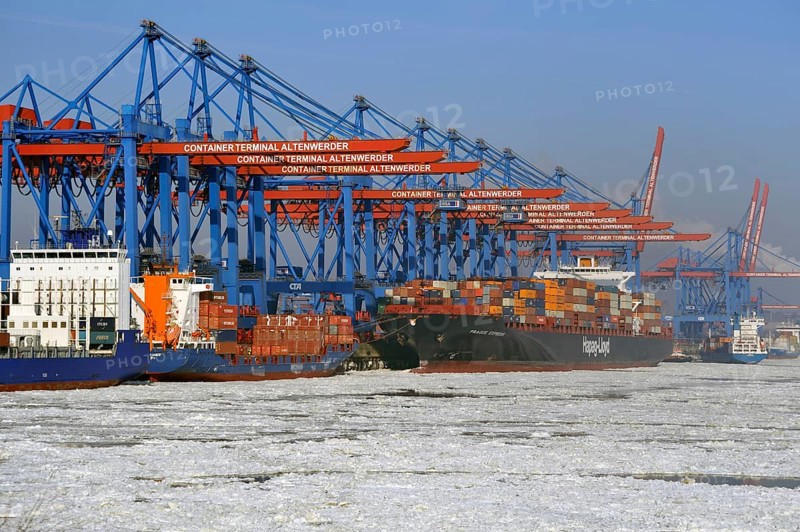 Container ship at Container Terminal Altenwerder