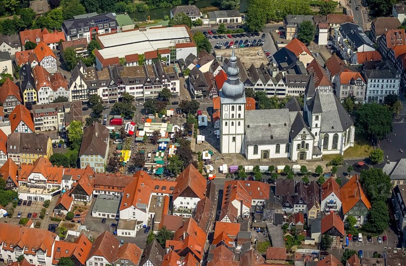 Protestant Church of St. Mary with the marketplace with market stalls
