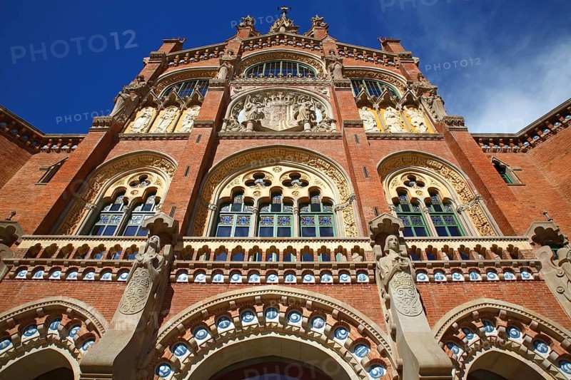 Main portal of the former Hospital de la Santa Creu i Sant Pau