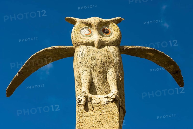 Owl sculpture
