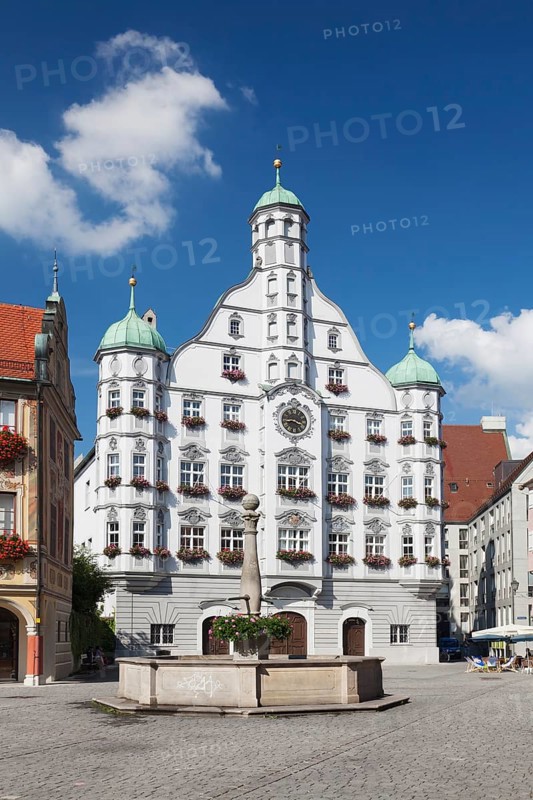 Town hall on the market square of Memmingen