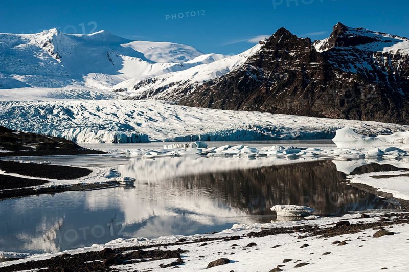 Fjallsjokull Glacial Lake