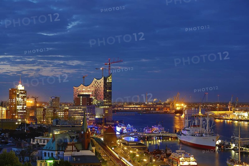 Elbe River with Elbe Philharmonic Hall and the museum ship Cap San Diego