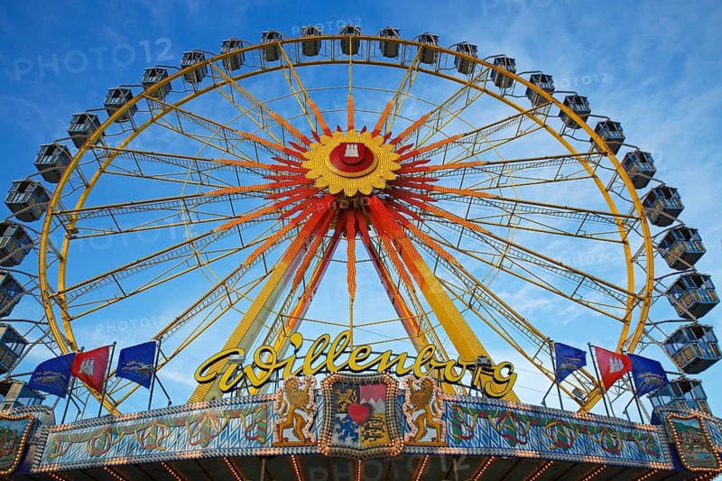 Ferris wheel at the Hamburger Dom fair