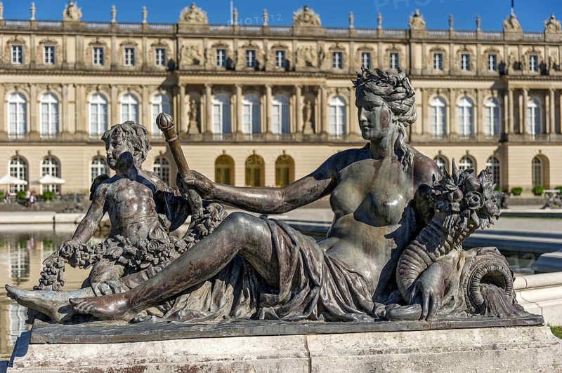 Mythological figure at the Famabrunnen fountain