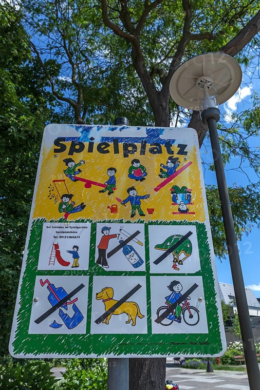 Sign playground with rules of conduct