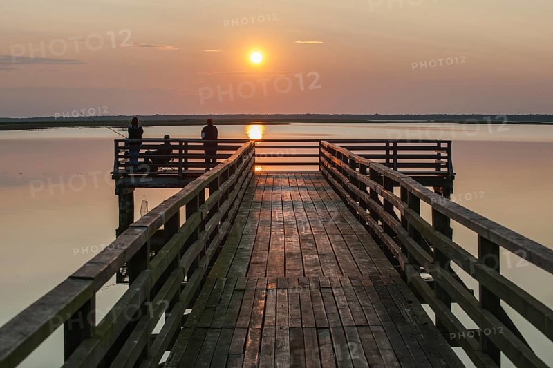 Evening mood at Jezioro Lebsko or Lebsko Lake