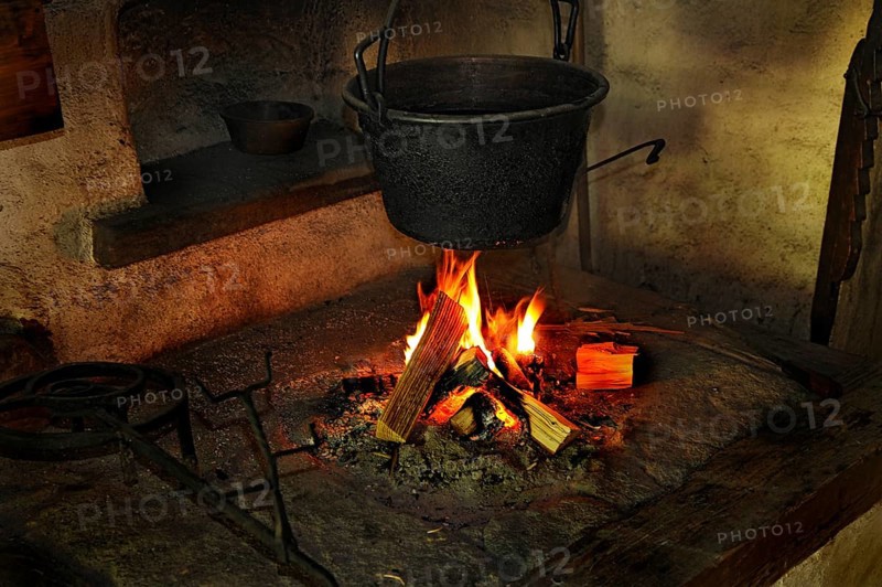 Fireplace with a boiler in Markus Wasmeier Farm and Winter Sports Museum