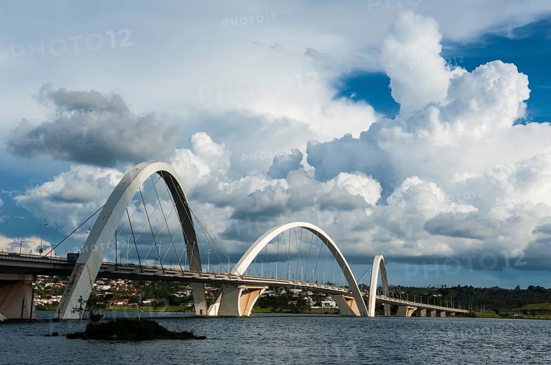 Juscelino Kubitschek Bridge
