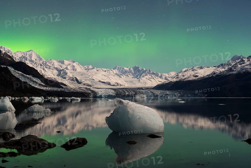 Aurora borealis over College Fjord