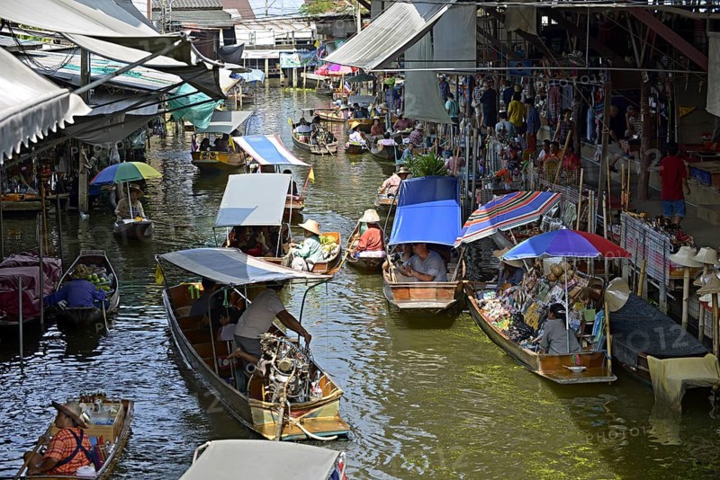 Floating Market of Damnoen Saduak