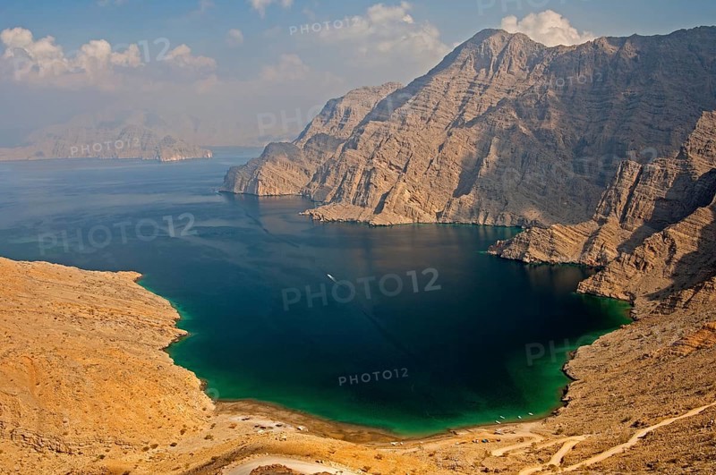 Khawr Niad Bay