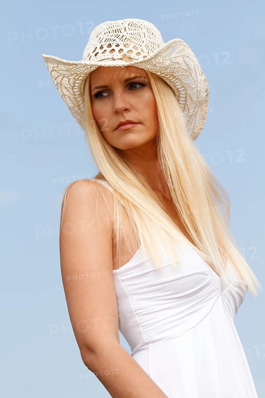 Women with a summer hat