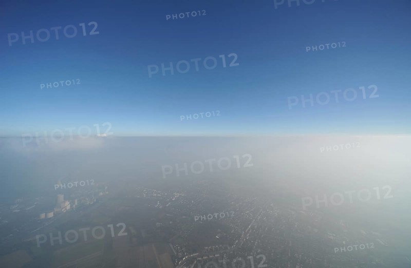 Haze over the city of Luenen