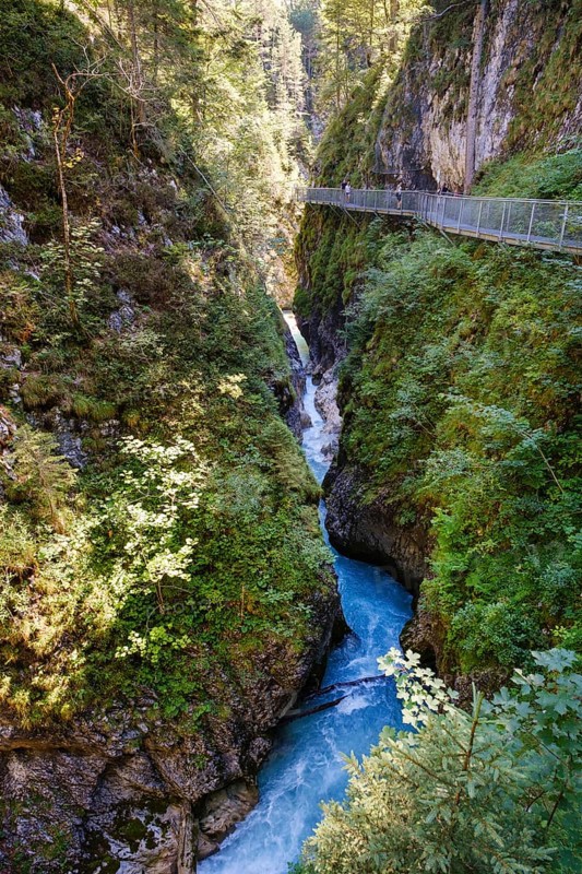 Footbridge