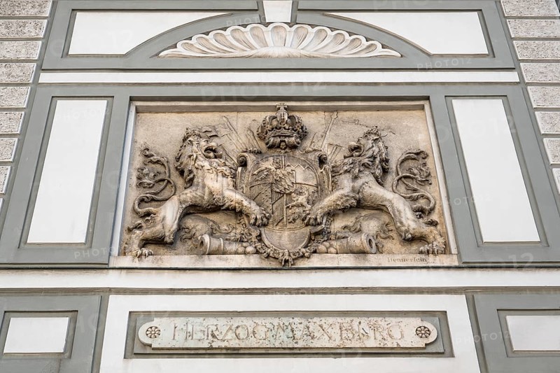 Bavarian coat of arms at the Max Tower