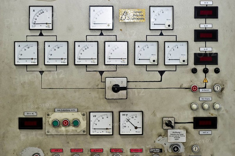 Power switch box