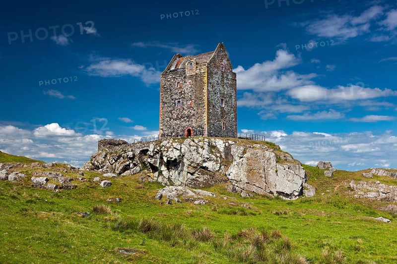 Smailholm Tower