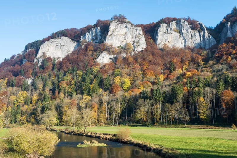 Hausener Zinnen rocks in the autumnal Danube Valley