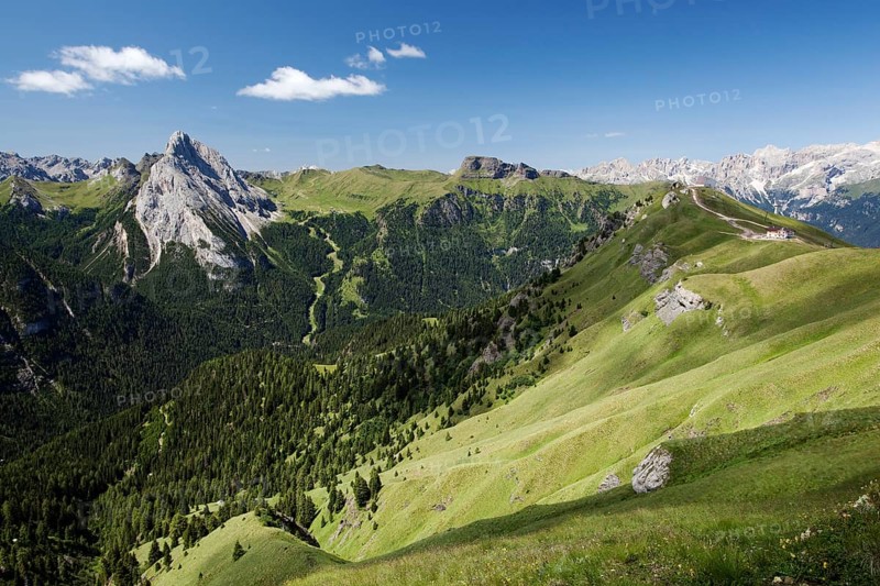 Col dei Rossi with Belvedere Hut