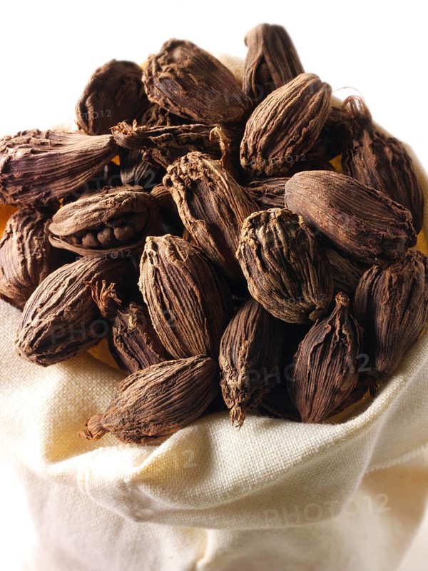 Black cardamom
