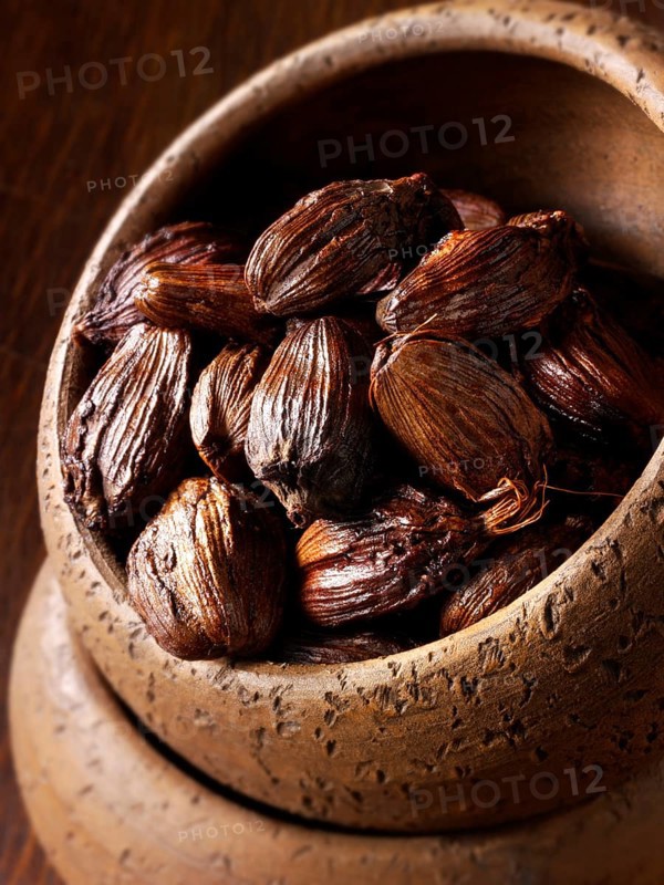 Black cardamom