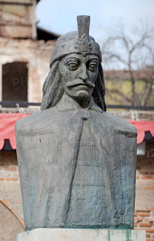 Statue of Vlad the Impaler