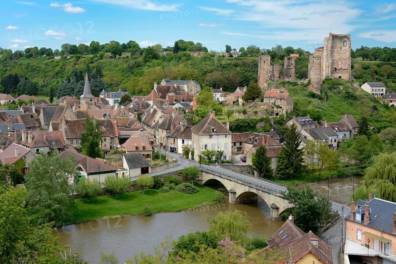 Village with the castle ruins