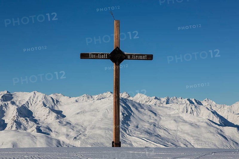 Summit cross at Hoadl