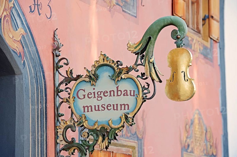Sign of Geigenbaumuseum
