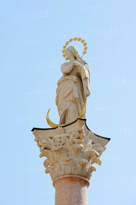 Statue of the Holy Virgin on St. Anne's Column