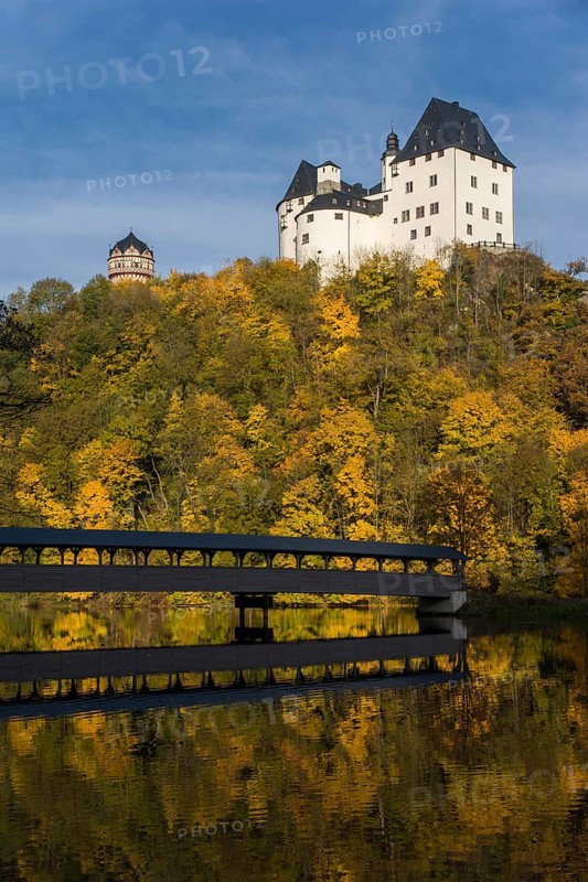 Schloss Burgk Castle with a wooden bridge