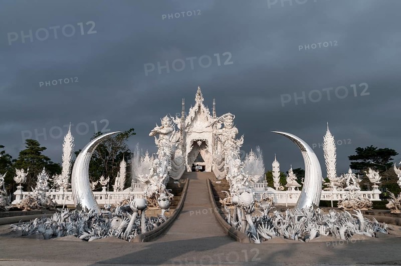Wat Rong Khun temple or The White Wat