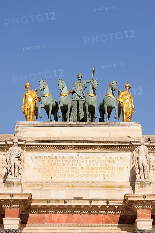 Quadriga on top of the Arc de Triomphe du Carrousel