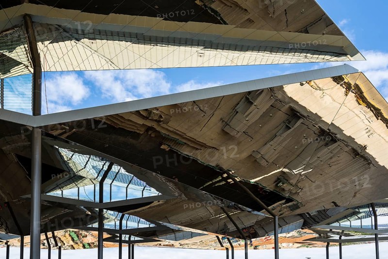 Roof of the Glories metro station