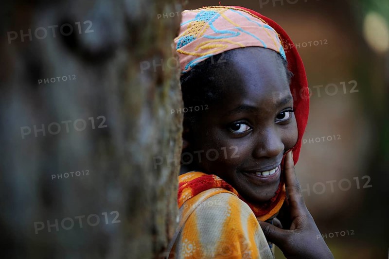 Young girl from the village of Idool