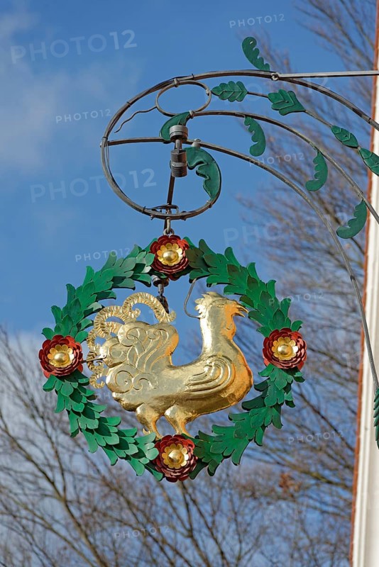 Hanging sign of Hotel Gasthof Schattenhofer