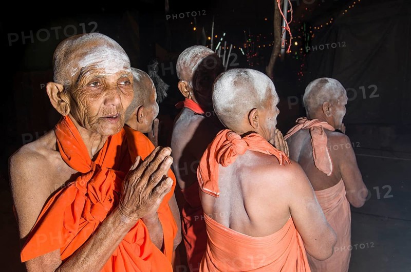 Group of newly initiated Shiva sadhvis